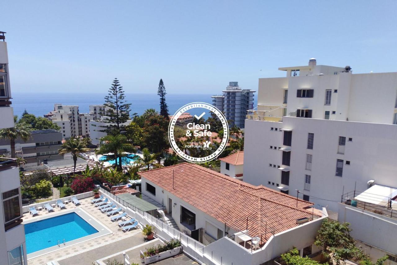 Black & White By Madeira Sun Travel Funchal  Exterior foto